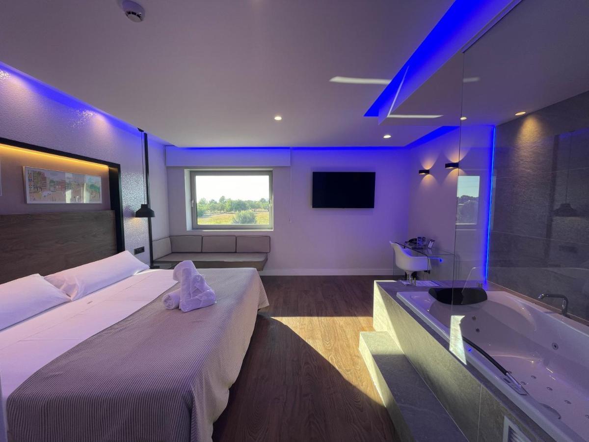 Felix Hotel Valls Luaran gambar