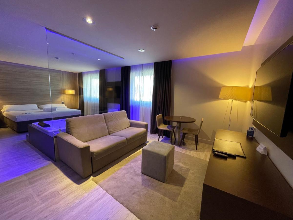 Felix Hotel Valls Luaran gambar