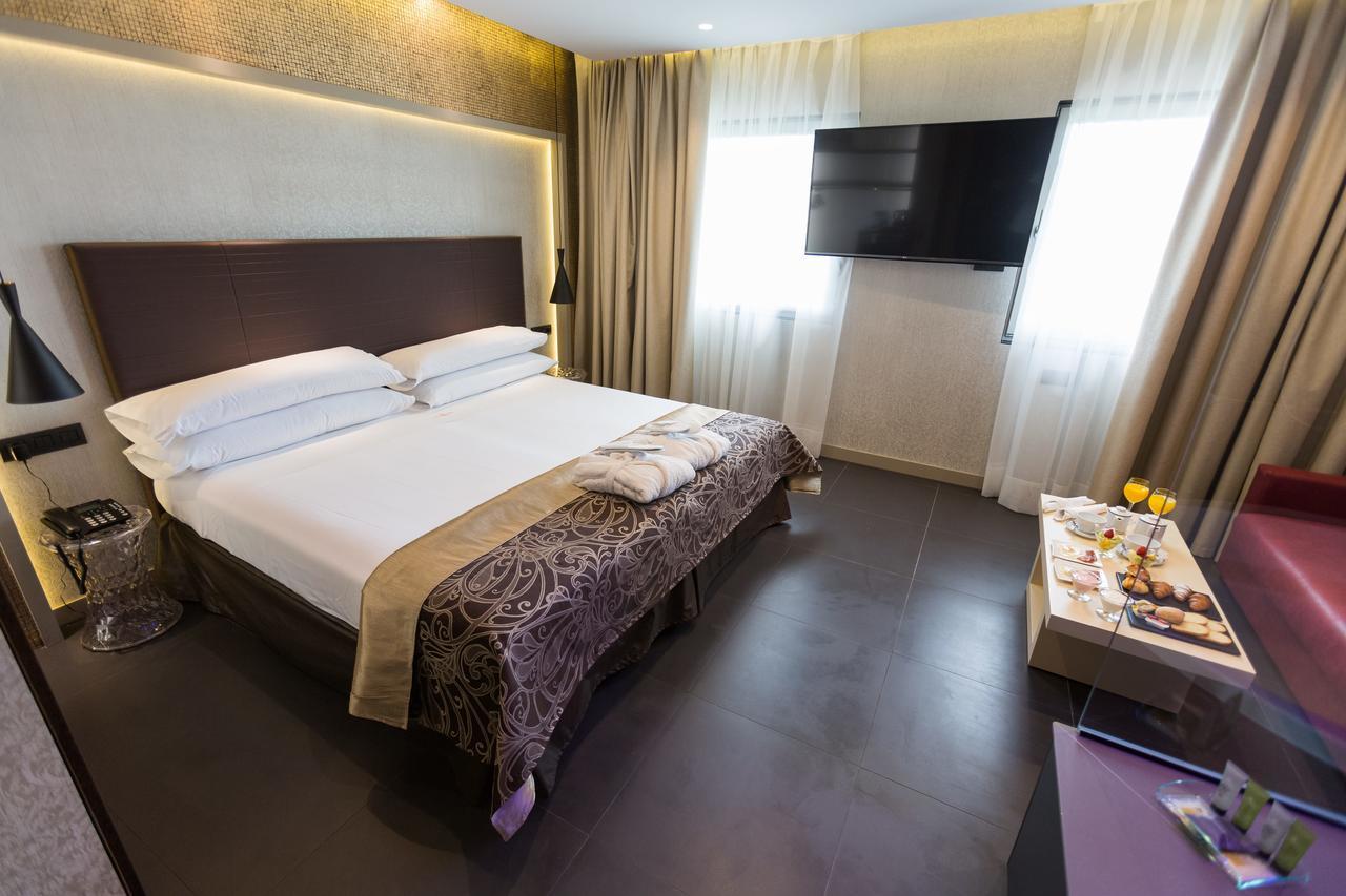 Felix Hotel Valls Luaran gambar