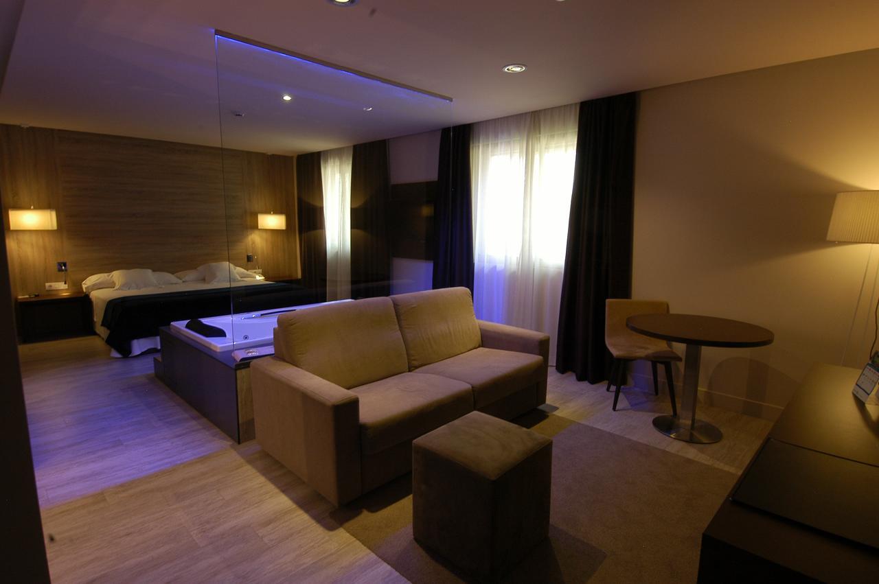 Felix Hotel Valls Luaran gambar